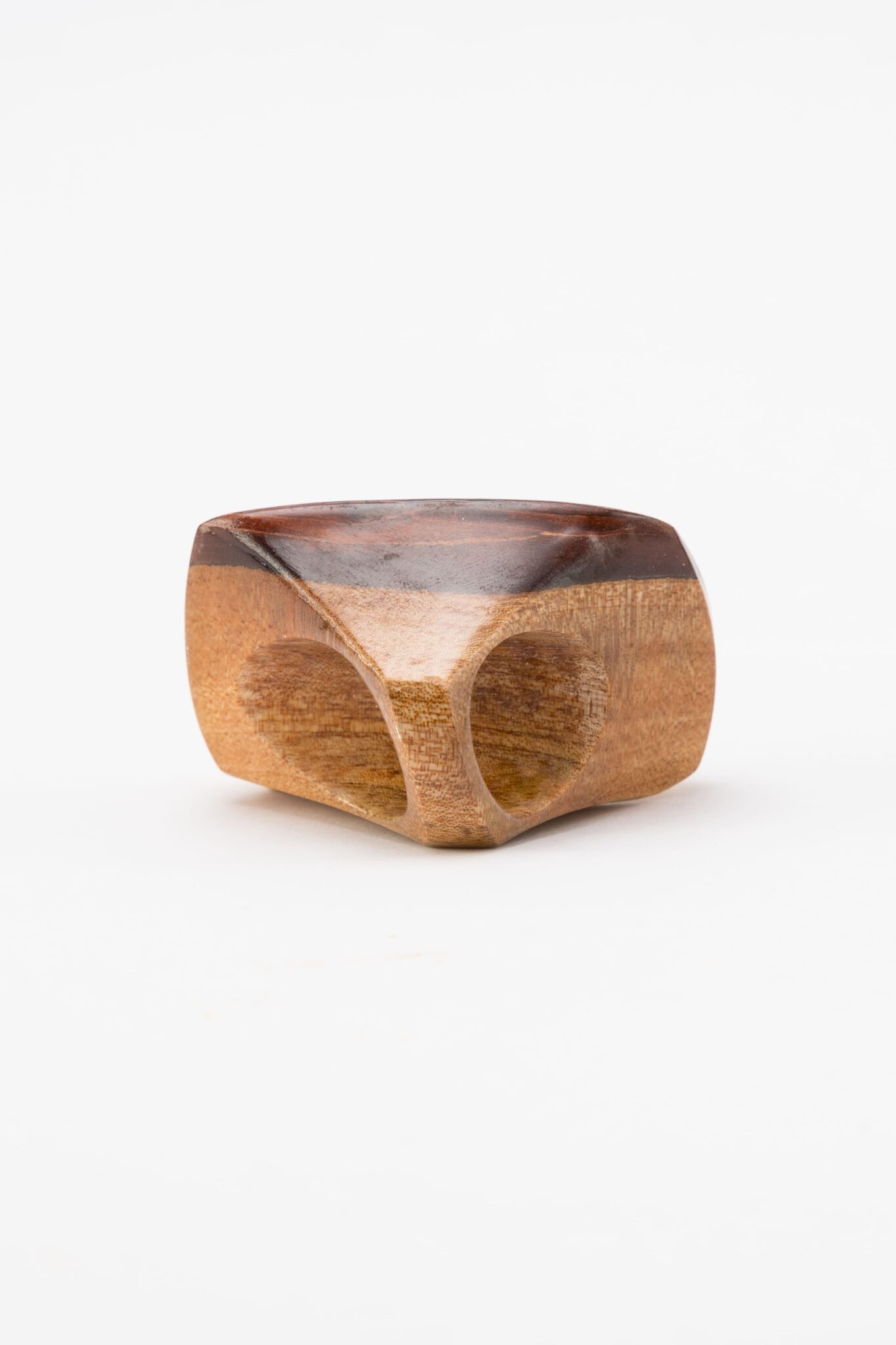 Handmade wooden ring – Odanis VP